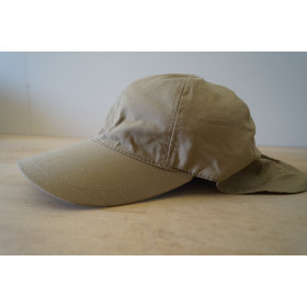 Casquette avec protection nuque