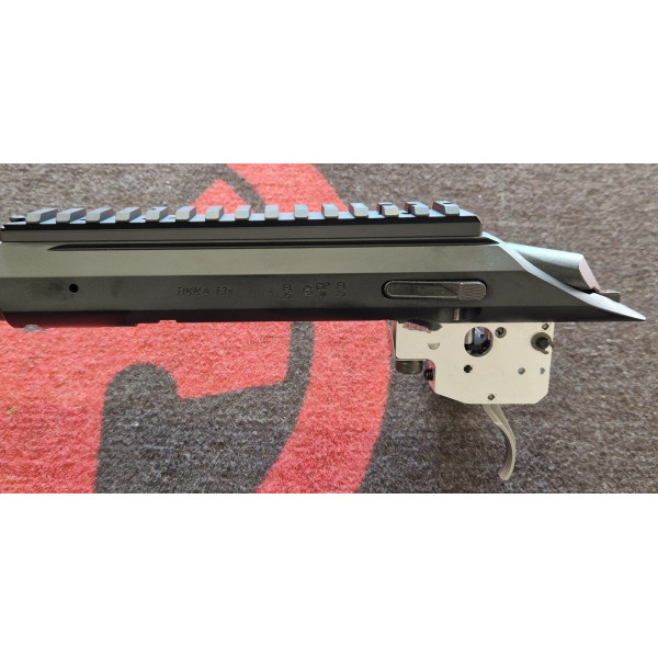 Action Tikka T3x LA magnum culasse flutée et rail picatinny